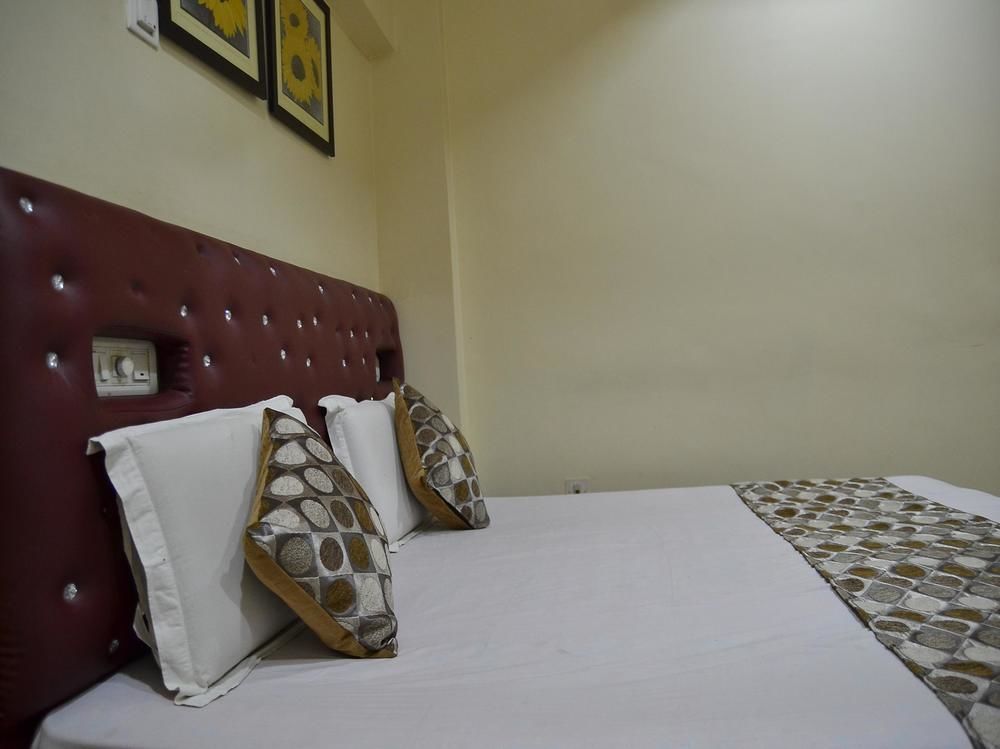 Oyo 3019 Hotel Lingaraj 부바네스 외부 사진